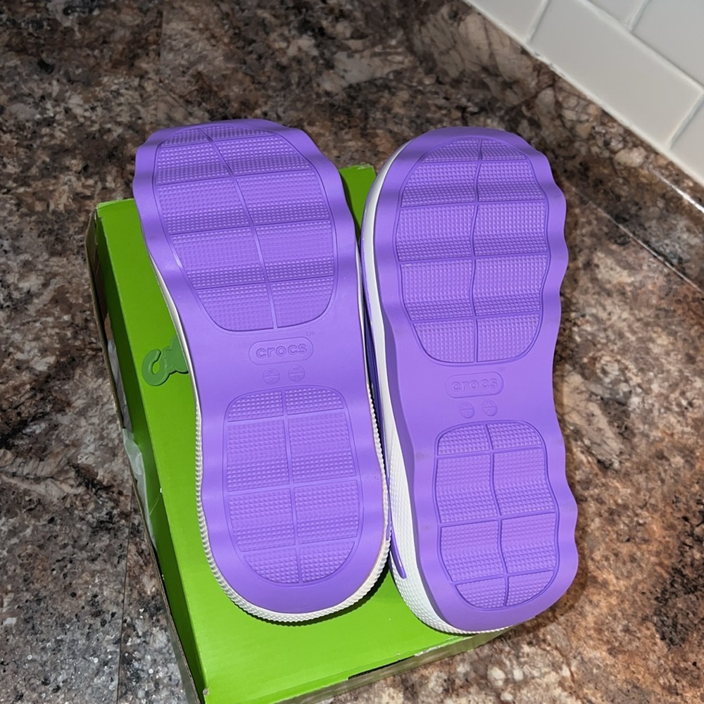 CROCS Mega Crush Triple Strap in Galaxy - Picture 6 of 6
